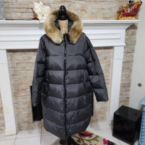 MICHAEL Kors steel Grey maxi long Faux fur hooded puffer coat plus size 2X new!! - Picture 1 of 11